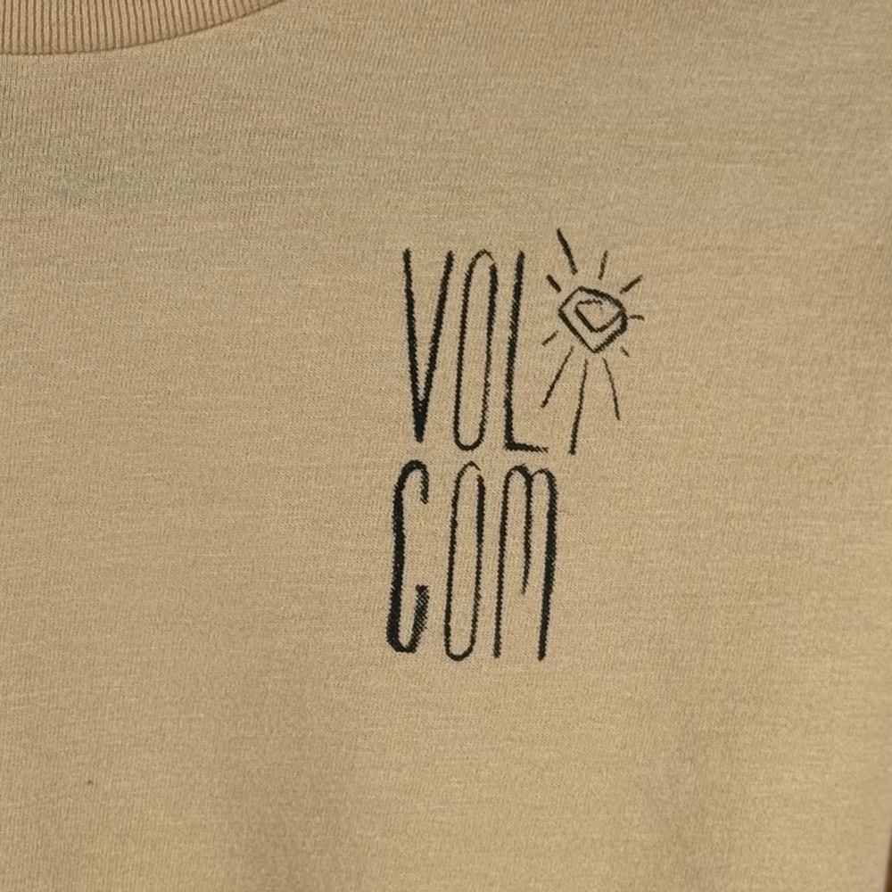 Volcom Kids Beige Long Sleeve Tee. Size large. Cool 😎 - Picture 6 of 9